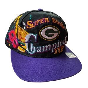 Packers Super Bowl champs snap back